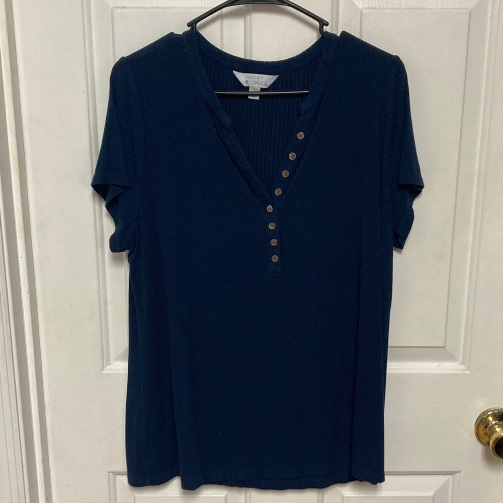Market & Spruce Deep Navy Short Sleeve Henley Top